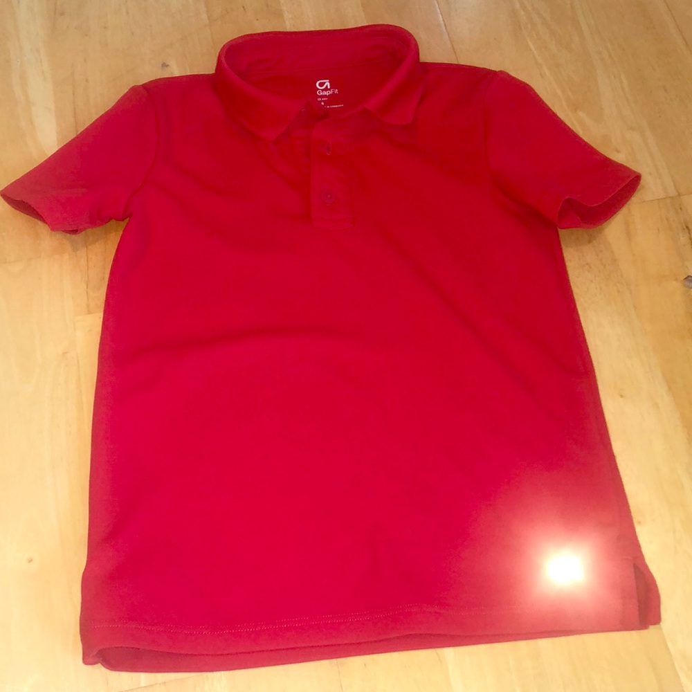 Gapfit boys shirt